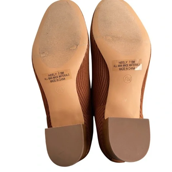 Joie Revolve Neely Sock Ribbed Ankle
Booties Sz 7.5 Chestnut Brown
Block Heel - Picture 9 of 13